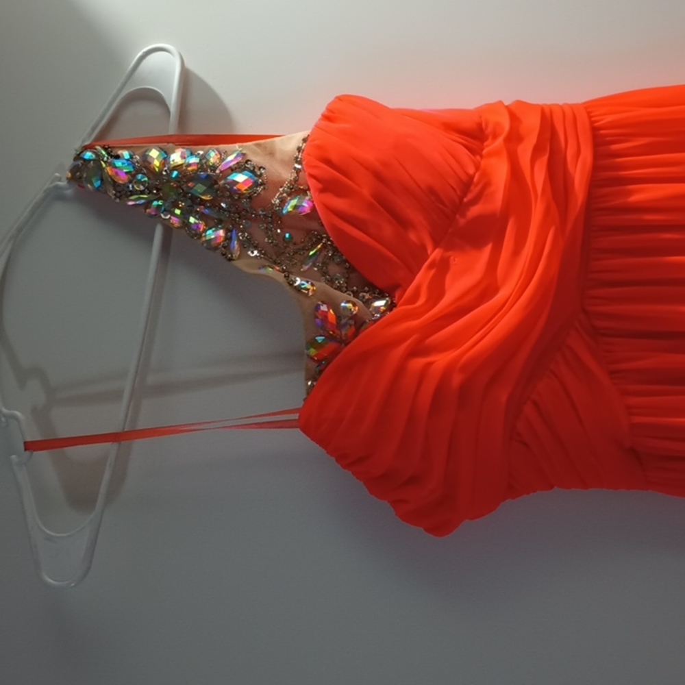 Long beautiful dress great for prom